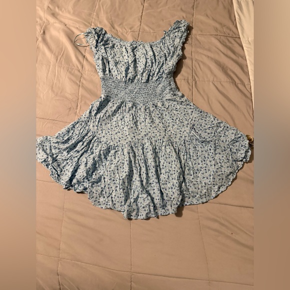 Aeropostale Blue Floral Smocked Top - Picture 2 of 5